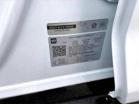 New 2026 Chevrolet Traverse RS w/ LPO, Floor Liner Package image 8