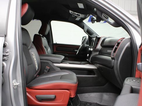 Used 2025 RAM 1500 Rebel image 29