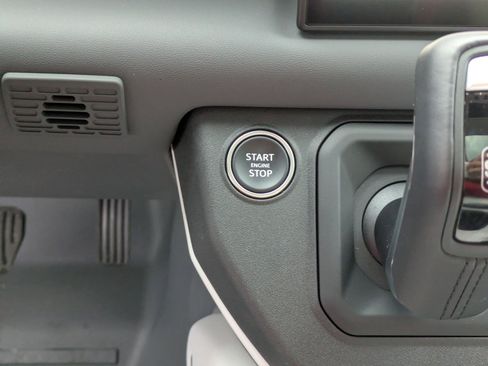 Used 2025 Land Rover Defender 130 S image 20