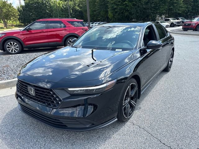 Used 2025 Honda Accord Sport image 4
