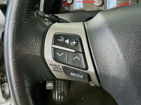 Used 2010 Toyota Camry SE FWD image 10