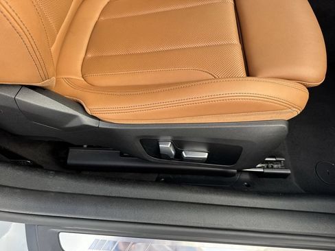 Used 2023 BMW 430i Convertible w/ M Sport Package RWD image 45