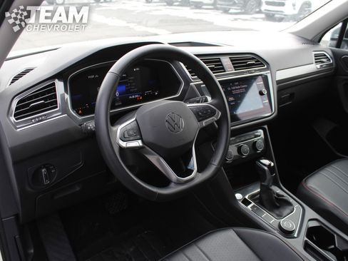 Used 2024 Volkswagen Tiguan Wolfsburg Edition image 12