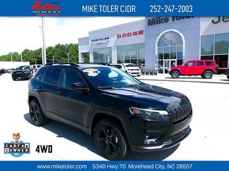 Used 2023 Jeep Cherokee Altitude Lux AWD/4WD video 1