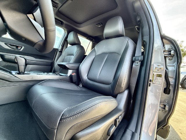 New 2026 Subaru Outback Limited AWD/4WD image 13
