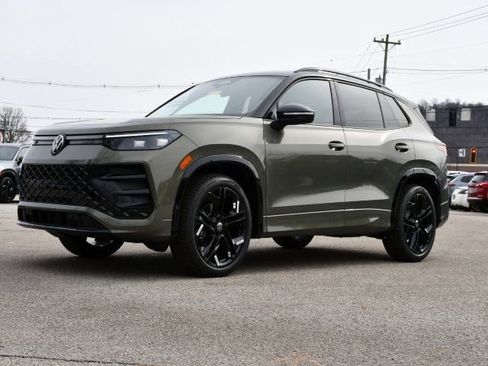 New 2026 Volkswagen Tiguan SE R-Line AWD/4WD image 1