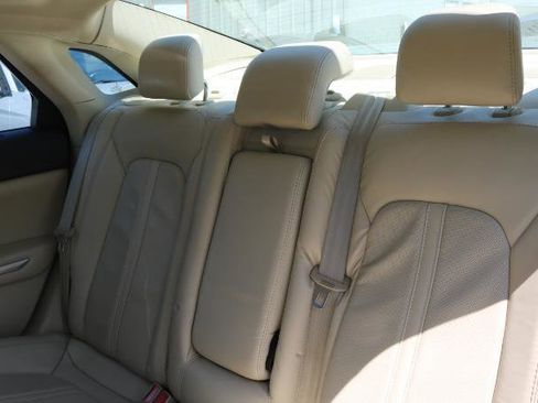 Used 2013 Lincoln MKZ FWD image 19