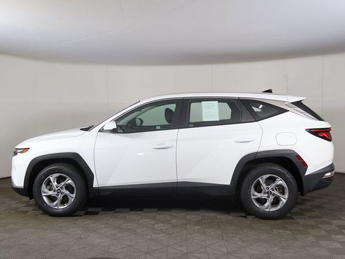 Used 2023 Hyundai Tucson SE AWD/4WD image 16