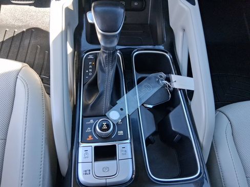 Used 2022 Kia Telluride S AWD/4WD image 23