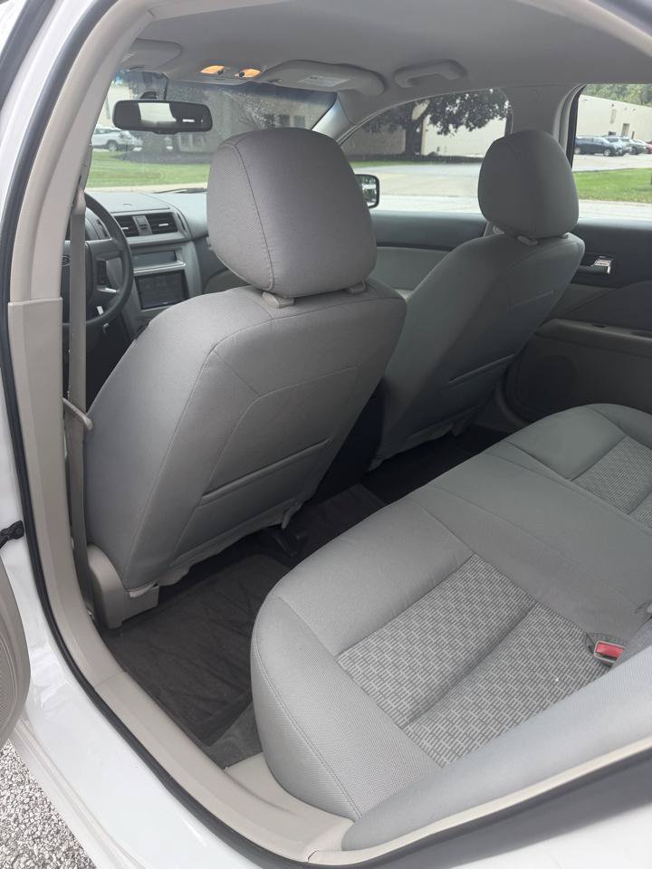 Used 2012 Ford Fusion SE FWD image 11