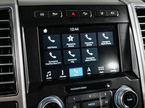 Used 2019 Ford F250 Platinum w/ Platinum Ultimate Package AWD/4WD image 27