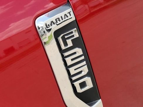 Used 2022 Ford F250 Lariat w/ Tremor Off-Road Package AWD/4WD image 11