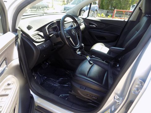 Used 2019 Buick Encore Essence AWD/4WD image 10