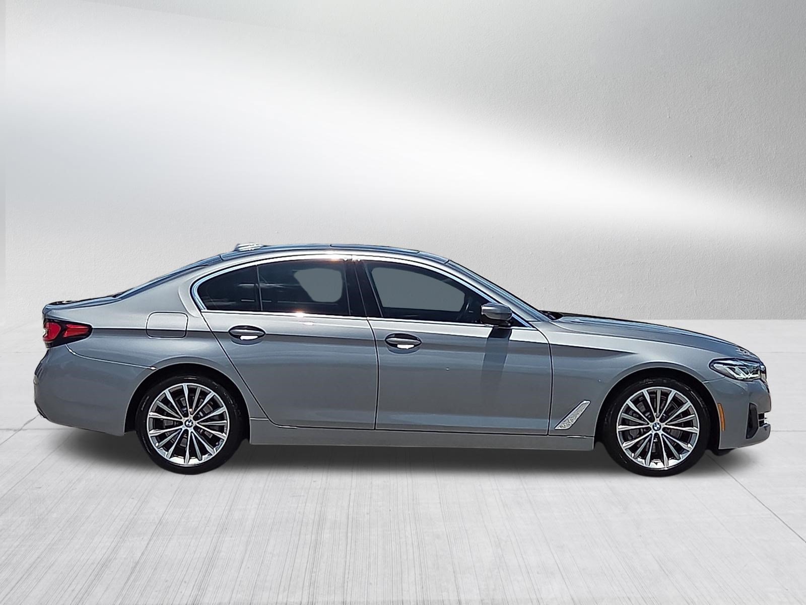 Certified 2023 BMW 530i xDrive AWD/4WD image 6