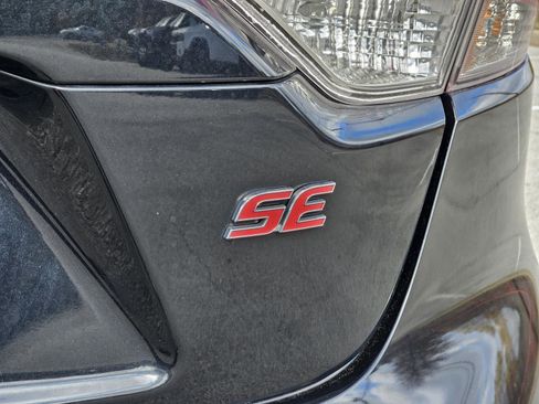 Used 2021 Toyota Corolla SE image 8