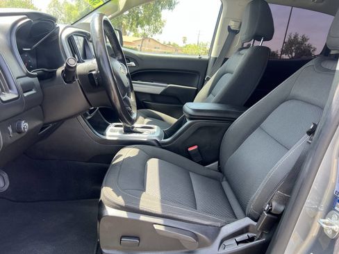 Used 2022 Chevrolet Colorado LT w/ Redline Special Edition RWD image 40