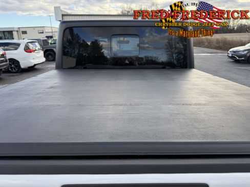 Used 2021 Jeep Gladiator Rubicon image 7