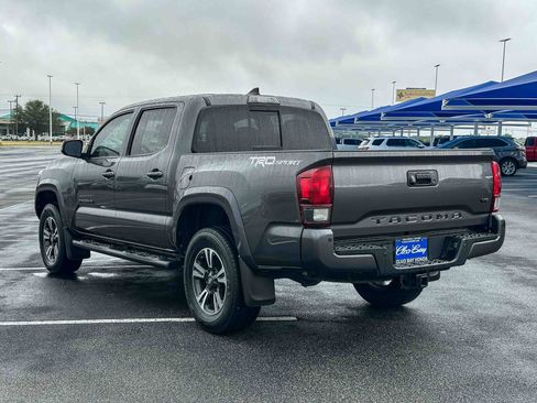 Used 2019 Toyota Tacoma TRD Sport RWD image 8