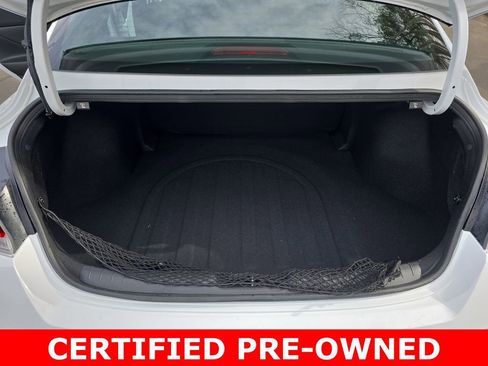 Certified 2025 Hyundai Elantra Sport image 13