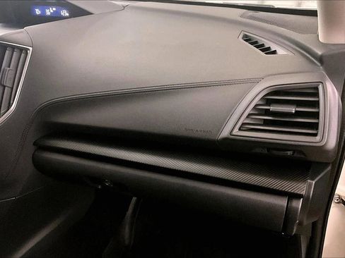 Used 2018 Subaru Crosstrek 2.0i image 15