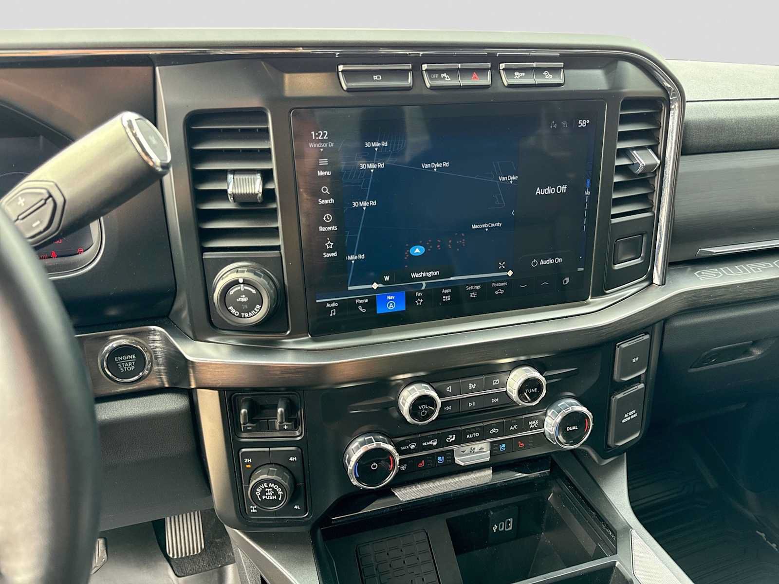 Used 2023 Ford F250 Lariat w/ Lariat Ultimate Package AWD/4WD image 26