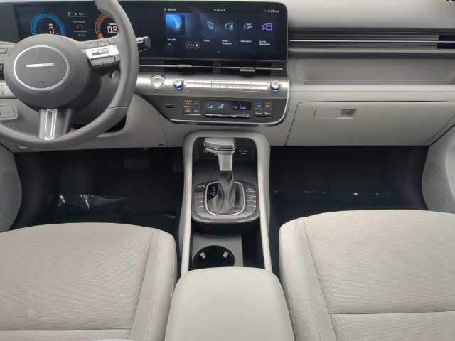 Used 2024 Hyundai Kona SEL FWD image 16