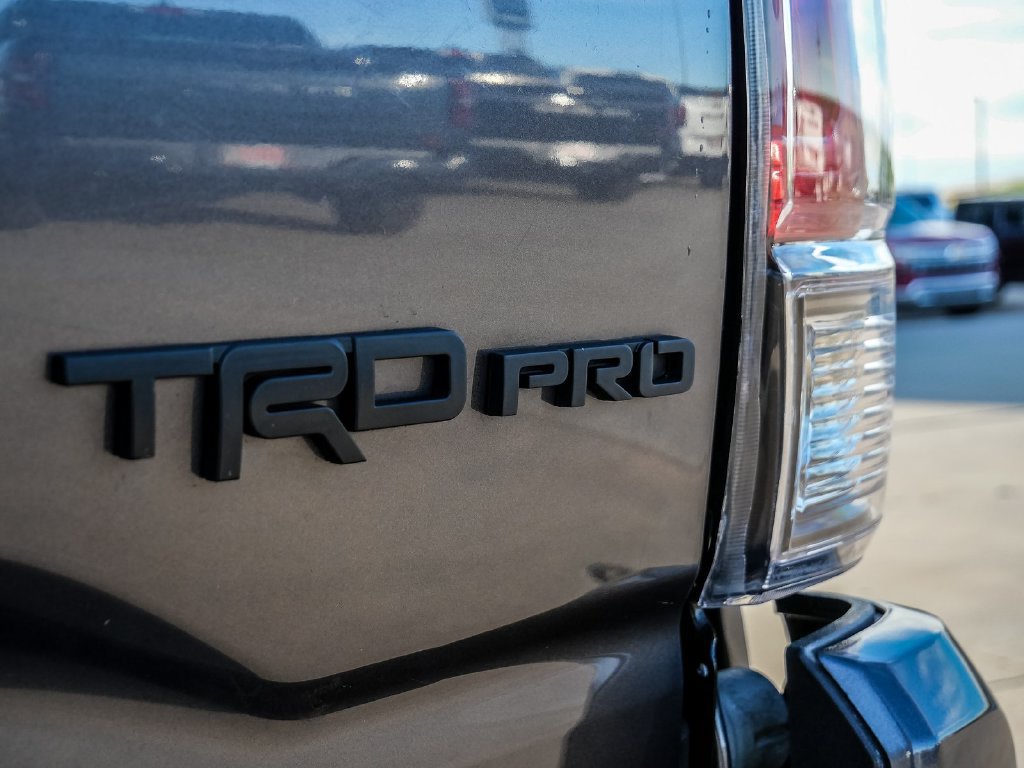 Used 2022 Toyota Tacoma TRD Pro AWD/4WD image 17