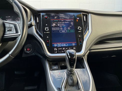 Certified 2022 Subaru Outback Limited image 21
