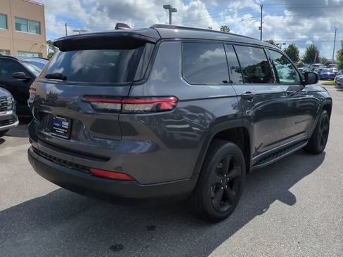 Used 2023 Jeep Grand Cherokee L Laredo AWD/4WD image 5