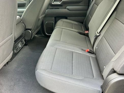 Used 2025 Chevrolet Silverado 2500 LT w/ Convenience Package AWD/4WD image 7