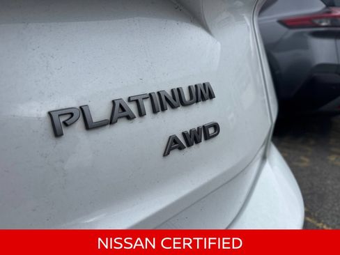 Certified 2025 Nissan Rogue Platinum w/ Tech Package AWD/4WD image 12