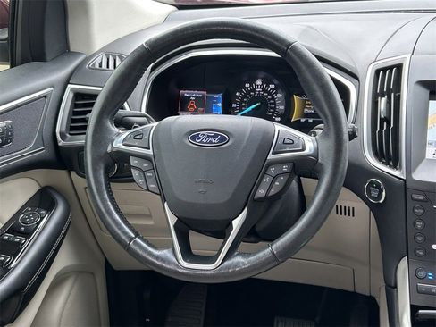 Used 2017 Ford Edge Titanium w/ Equipment Group 301A image 39