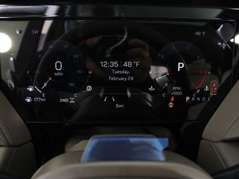 New 2026 GMC Yukon XL Denali w/ Denali Reserve Package image 15