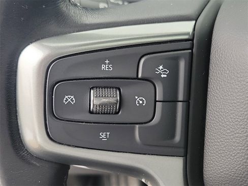 Used 2021 Chevrolet Tahoe Z71 image 24