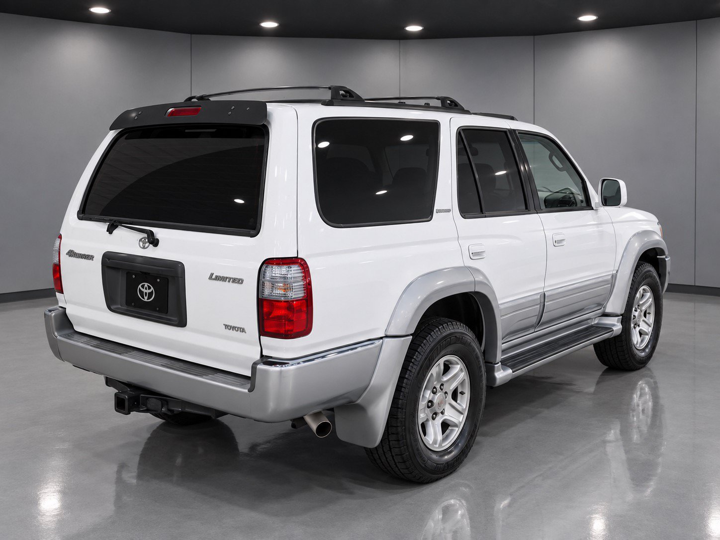Used 1999 Toyota 4Runner Limited RWD image 4
