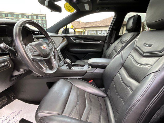Used 2018 Cadillac XT5 Platinum w/ Driver Assist Package AWD/4WD image 28
