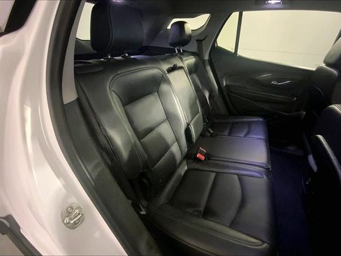 Used 2024 GMC Terrain SLT AWD/4WD image 23