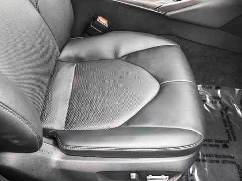 Used 2024 Toyota Camry XLE w/ Cold Weather Package image 38