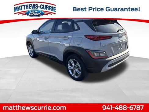 Used 2022 Hyundai Kona SEL image 6
