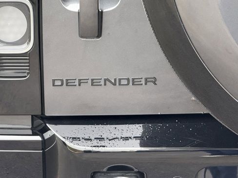 Certified 2025 Land Rover Defender 130 V8 image 44
