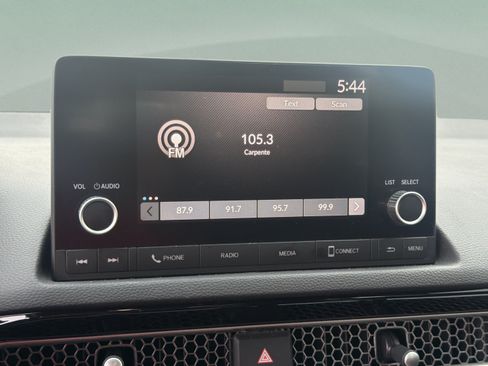 Used 2023 Honda Civic Sport image 4