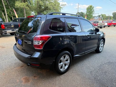 Used 2016 Subaru Forester 2.5i Premium w/ All-Weather Package AWD/4WD image 4