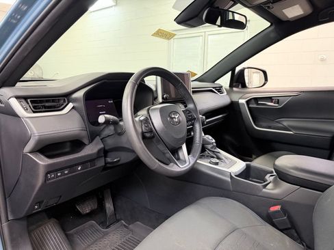Used 2024 Toyota RAV4 SE w/ Weather Package AWD/4WD image 16