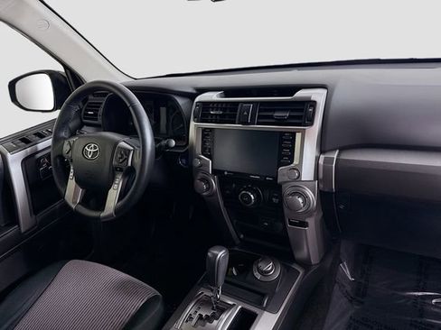 Certified 2021 Toyota 4Runner SR5 image 28