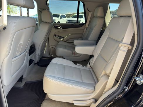 Used 2016 GMC Yukon Denali w/ Enhanced Security Package AWD/4WD image 17