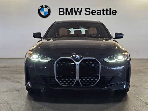 Used 2023 BMW i4 eDrive35 w/ Premium Package RWD image 6