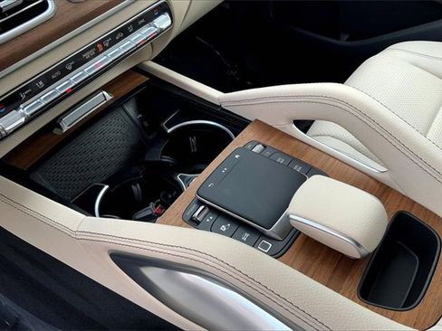 Used 2025 Mercedes-Benz GLE 350 4MATIC image 13