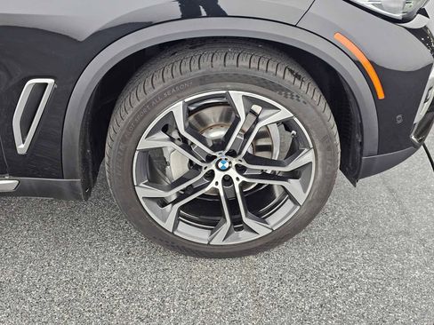 Used 2023 BMW X5 sDrive40i w/ Premium Package image 9