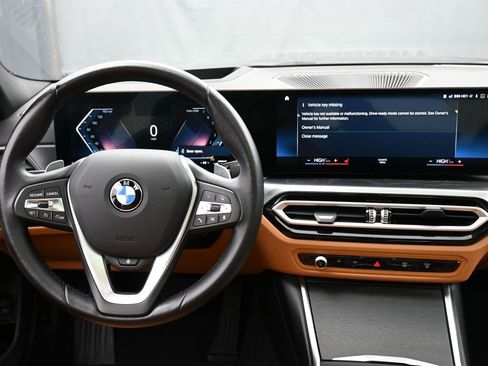 Used 2023 BMW 330i xDrive Sedan w/ Premium Package image 11