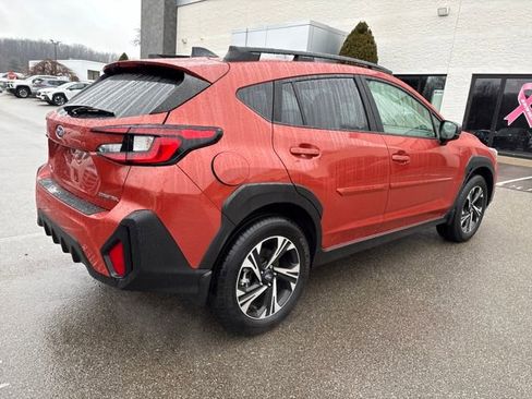 Used 2024 Subaru Crosstrek 2.0i Premium image 5